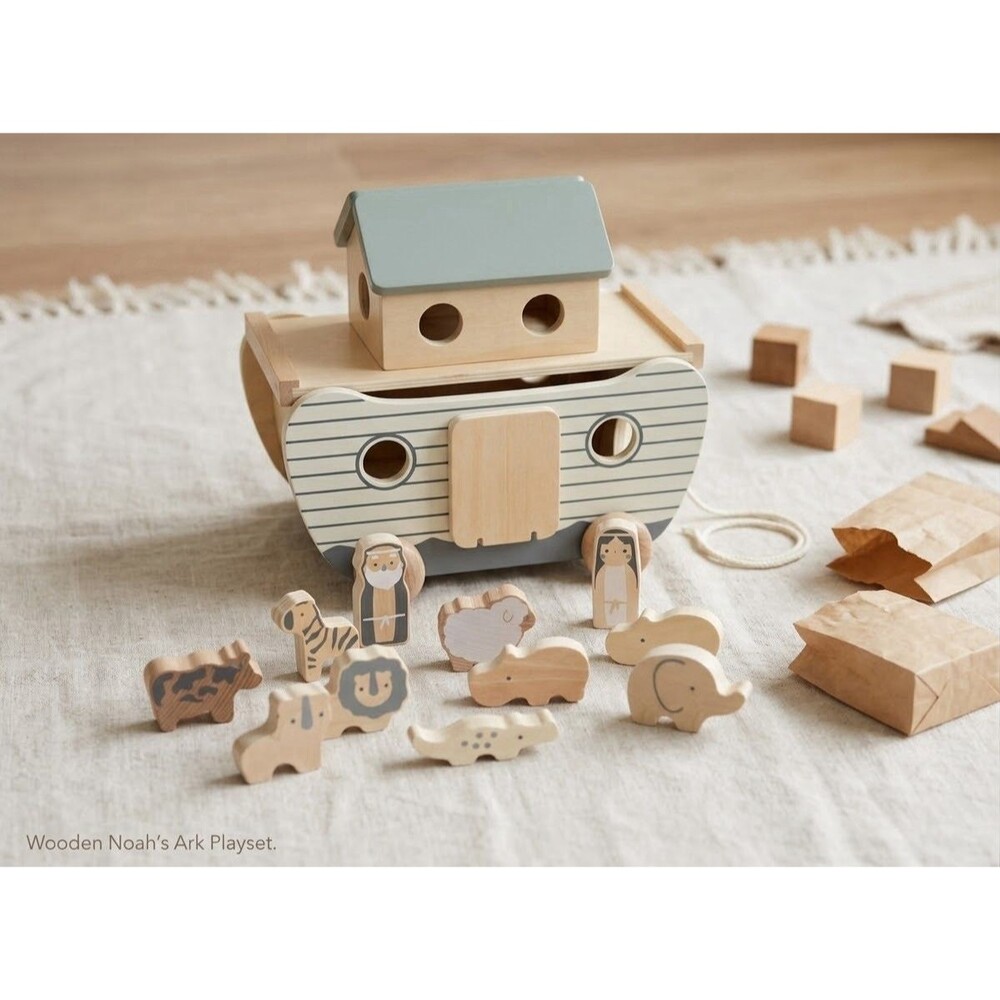Pottery Barn Kids Noah’s Ark Wooden Pull Toy Animals Christian Toy Baby Room New